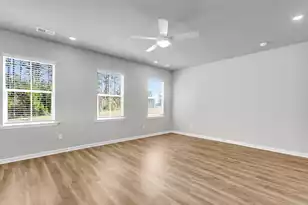 227 Hungerford Dr, Summerville, SC 29486 - Photo 13