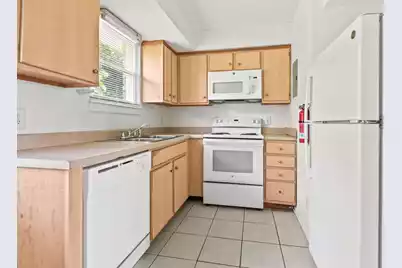 2107 Rondo Street #Apt 204, Charleston, SC 29414 - Photo 7