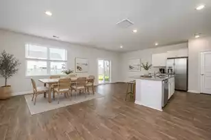 126 Lagoona Dr, Summerville, SC 29483 - Photo 7