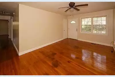 939 Dill Avenue, Charleston, SC 29412 - Photo 5