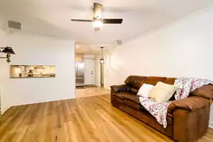 683 Highwood Cir, Charleston, SC 29412 - Photo 13