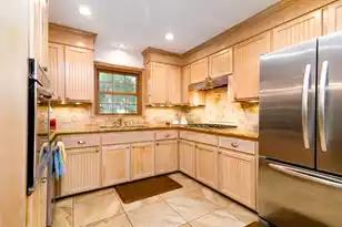 683 Highwood Cir, Charleston, SC 29412 - Photo 9