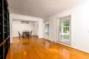 683 Highwood Cir, Charleston, SC 29412 - Photo 7