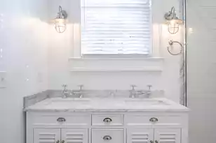 176 Broad St, Charleston, SC 29401 - Photo 13