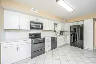 401 Iowa Ct, Ladson, SC 29456 - Photo 5