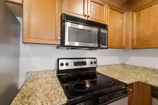 1240 Fairmont Ave #Apt 10, Mount Pleasant, SC 29464 - Photo 9