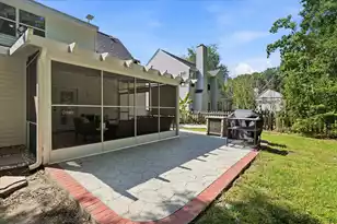 1323 Center Lake Dr, Mount Pleasant, SC 29464 - Photo 29