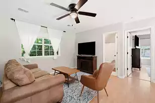 1323 Center Lake Dr, Mount Pleasant, SC 29464 - Photo 21