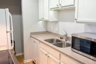333 Coleman Blvd W, Mount Pleasant, SC 29464 - Photo 13
