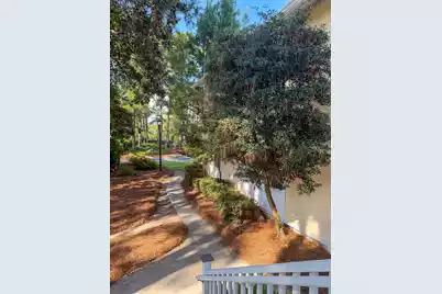 333 Coleman Boulevard W #Unit F, Mount Pleasant, SC 29464 - Photo 3