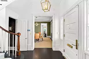 21 Lamboll St, Charleston, SC 29401 - Photo 11
