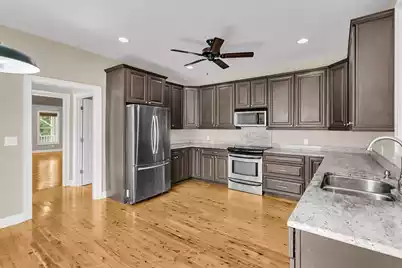 8 Hampton Place, Charleston, SC 29403 - Photo 15