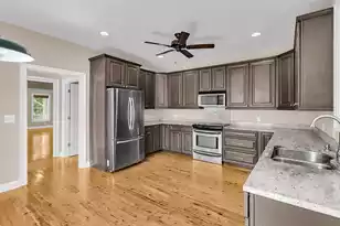 8 Hampton Pl, Charleston, SC 29403 - Photo 15