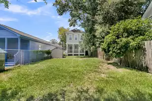 8 Hampton Pl, Charleston, SC 29403 - Photo 35