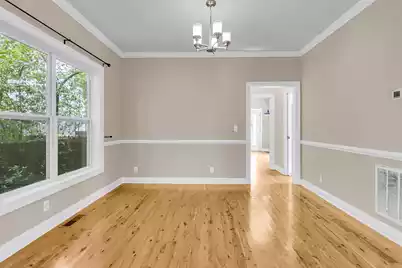 8 Hampton Place, Charleston, SC 29403 - Photo 11