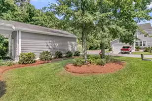 719 Hickory Street N, Summerville, SC 29483 - Photo 43