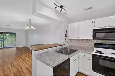 1530 Fort Johnson Road #Apt 1L, Charleston, SC 29412 - Photo 7