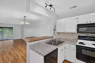 1530 Fort Johnson Road #Apt 1L, Charleston, SC 29412 - Photo 7