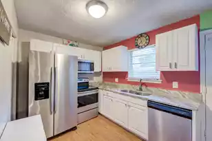 415 Parkdale Dr, Charleston, SC 29414 - Photo 5