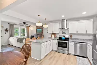 4606 Holmes Avenue, North Charleston, SC 29405 - Photo 9