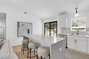 679 Kent St, Mount Pleasant, SC 29464 - Photo 11
