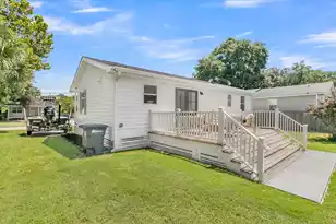 679 Kent St, Mount Pleasant, SC 29464 - Photo 35