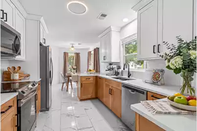 1640 Fairway Place Lane, Mount Pleasant, SC 29464 - Photo 7