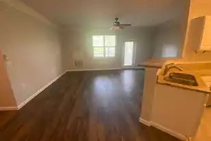 1525 Cambridge Lakes Dr, Mount Pleasant, SC 29464 - Photo 5