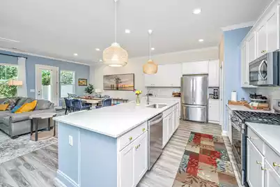 3090 Emma Lane, Mount Pleasant, SC 29466 - Photo 5
