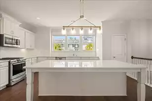 1546 Moss Spring Rd, Mount Pleasant, SC 29466 - Photo 3