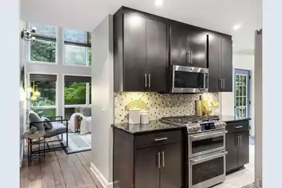 523 Carolina Avenue W, Summerville, SC 29483 - Photo 23