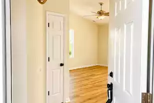 9668 Middleton Ct, Murrells Inlet, SC 29576 - Photo 3