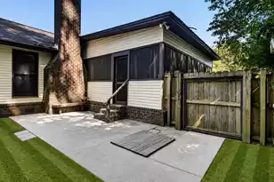 295 Forest Cir, Summerville, SC 29483 - Photo 25