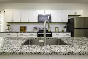 2648 B Leeds Ave, North Charleston, SC 29405 - Photo 11