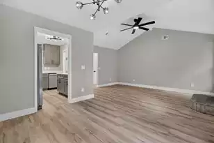 118 Highland Ave, Summerville, SC 29486 - Photo 11