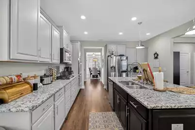 605 Pointe Boulevard S, Summerville, SC 29483 - Photo 13