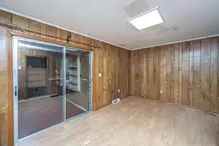 1056 Woodside Dr, Charleston, SC 29412 - Photo 11