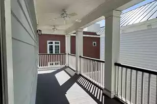 655 Bay Street E, Charleston, SC 29403 - Photo 5