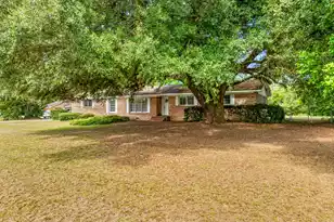 1757 Saint Matthews Rd, Orangeburg, SC 29118 - Photo 5