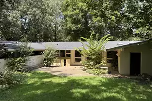 106 Sheffield Rd, Greenwood, SC 29646 - Photo 13