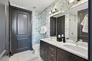 5 Gadsdenboro St, Charleston, SC 29401 - Photo 9