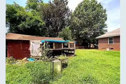 747 Holloway Avenue, Greenwood, SC 29646 - Photo 5