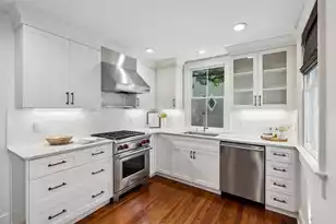 57 Vanderhorst St, Charleston, SC 29403 - Photo 21