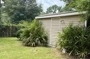 127 Cottonwood Dr, Summerville, SC 29483 - Photo 5