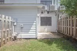 7725 Oldridge Rd, North Charleston, SC 29418 - Photo 11