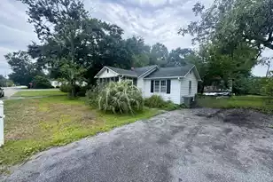 103 Elmwood Street E, Andrews, SC 29510 - Photo 3