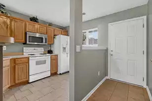 7963 Shadow Oak Dr, North Charleston, SC 29406 - Photo 5