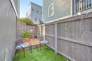 83 Cooper St, Charleston, SC 29403 - Photo 35