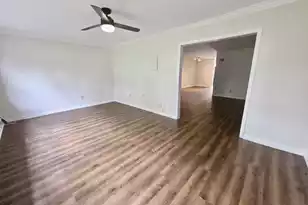 904 Ventura Pl, Mount Pleasant, SC 29464 - Photo 9