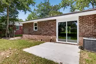 7667 Mendelwood Dr, North Charleston, SC 29418 - Photo 27